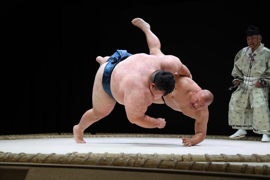 Osaka: Sumo Stage Show with Bento or Snack + Fight & Photo - Bento or Snack and Drink: What You Really Get