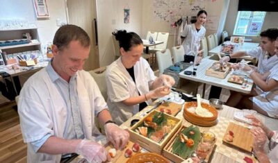 Sushi Making in Spacious Studio (SAME-DAY OK!)
