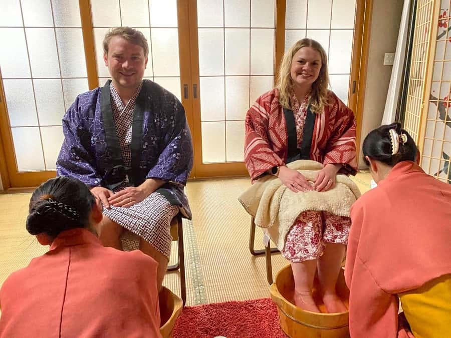 Osaka Temple Cool Foot Bath & Matcha Experience〈45min〉 - Osaka Temple Tea, Matcha, and Cool Foot Bath in 45 Minutes