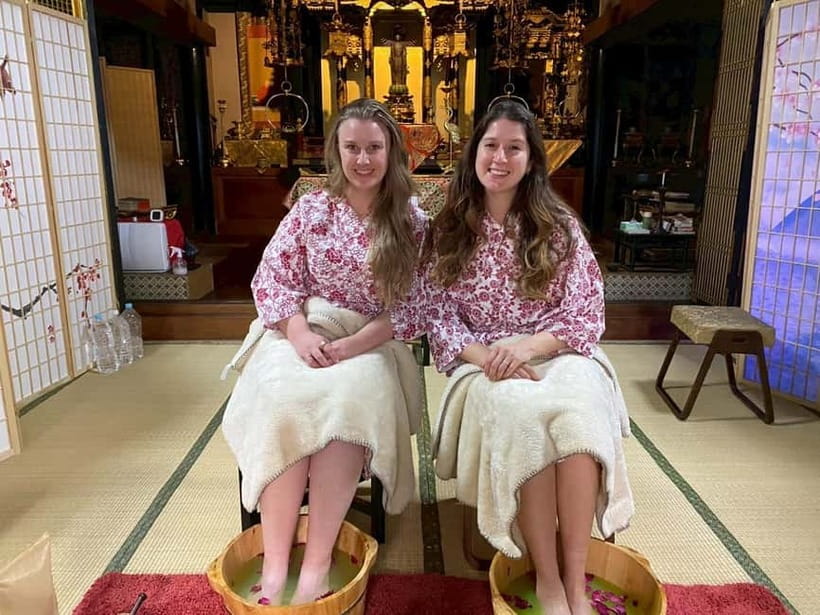 Osaka Temple :Warm Bamboo Oil Massage – Deep Restore〈90min〉 - Foot bath, scrub, then warm bamboo oil deep restore