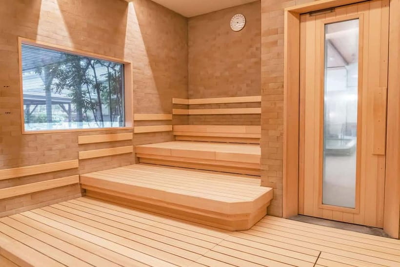 Osaka: Tennen Onsen Naniwa-no-Yu, the famous hot spring spa - What you should pack, and what you can skip