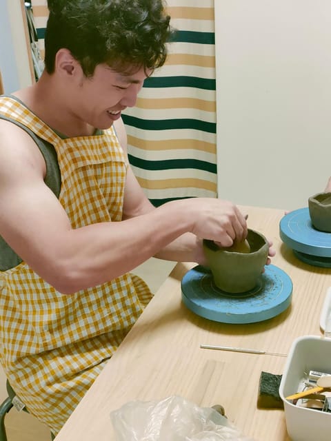 Osaka: Traditional Japanese Ceramics Private Experience - Working with Shigaraki Clay and Traditional Glazes