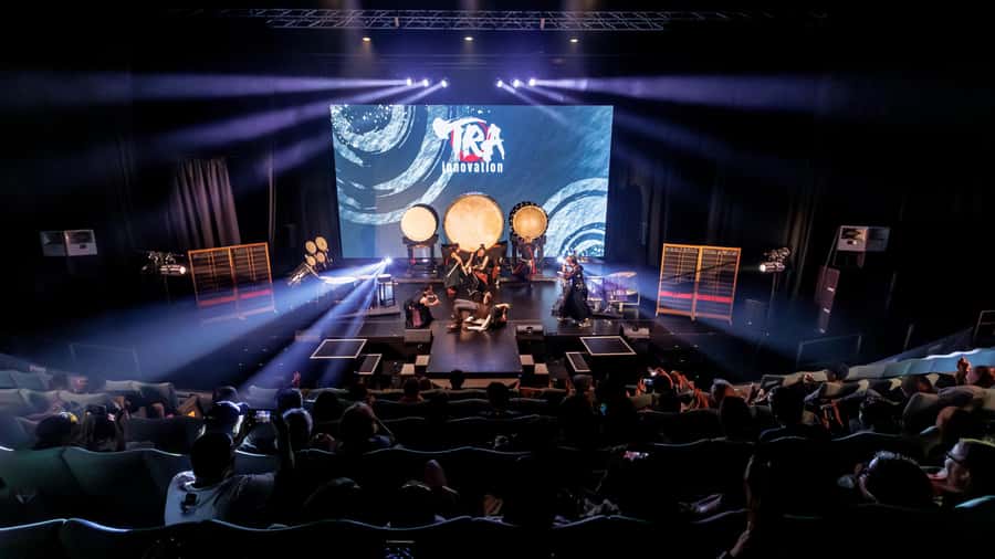Osaka: UTAGE Japanese Taiko Live Show - UTAGE at Osaka Cultural Center: A close-up night of sound and motion