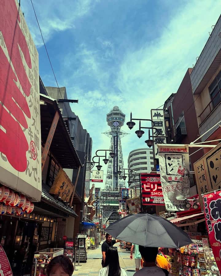 Osaka: Visit the must-see places. - Shitennoji and Isshin-ji: two temples with very different emotional tones