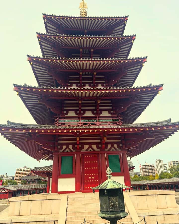 Osaka: Visit the must-see places. - Namba and Dotombori: lights, icons, and the Glico and Kani Doraku moment