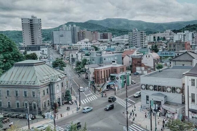 [Otaru & Yoichi] Let's go to Otaru Canal, Sakaimachi Street, Music Box Hall, and Yoichi Nikka Whiskey by private car (arriving and departing from Sapporo) - Clockwork timing that helps you actually see things