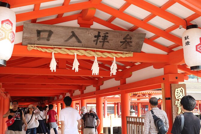 Peaceful Hiroshima & Miyajima UNESCO 1 Day Bus Tour - Hiroshima Peace Memorial Museum: personal stories that change the tone