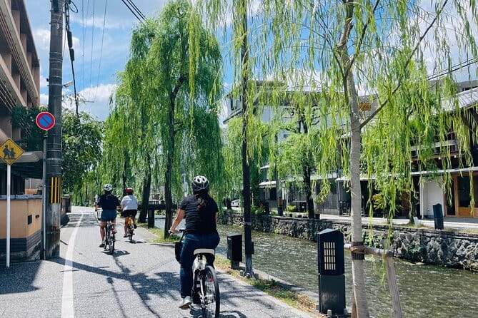 Pedal Adventure Kyoto's iconic landmarks on an e-bike tour - Kyoto on an e-bike: why this route makes sense