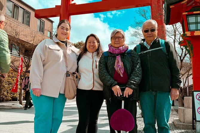 Pedal Adventure Kyoto's iconic landmarks on an e-bike tour - Stop 2: Higashiyama temples, plus a built-in break