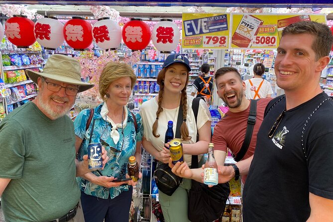 PRIVATE 6hr, Food tour from Osaka Castle, Kuromon, Dotonbori. - Osaka Castle grounds: plan the photos, and budget the ticket