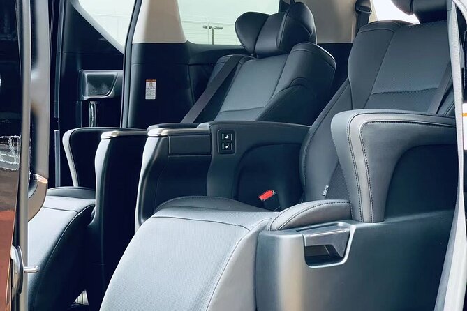 Private arrival Transfer from Narita Airport(NRT) to central Tokyo city - Cars, group size, and luggage rules you should take seriously