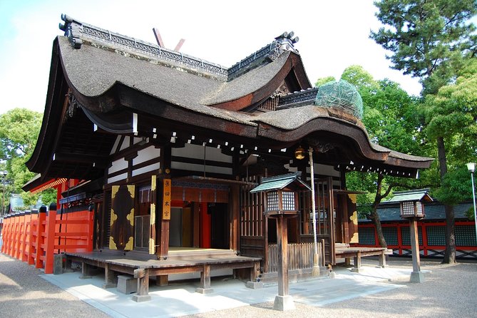 Private Car Full Day Tour of Osaka Temples, Gardens and Kofun Tombs - Osaka Castle Grounds First, No Need to Worry About the Inside