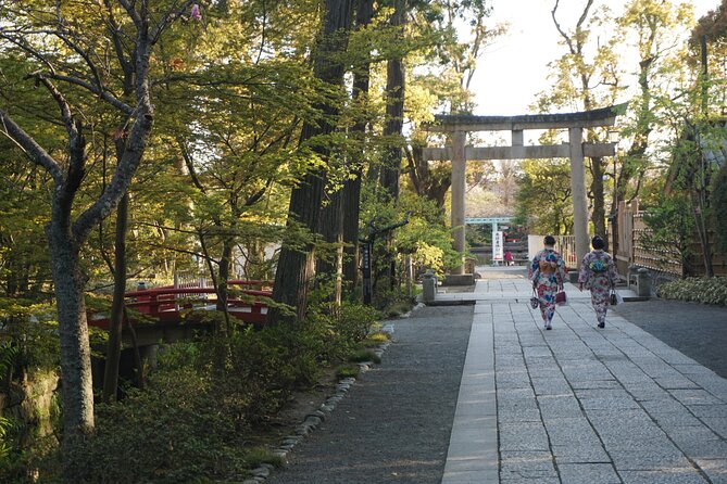 Private Kamakura plus Yokohama Tour - English Speaking Driver - Tsurugaoka Hachimangu and Komachidori: shrine meaning plus old-town streets