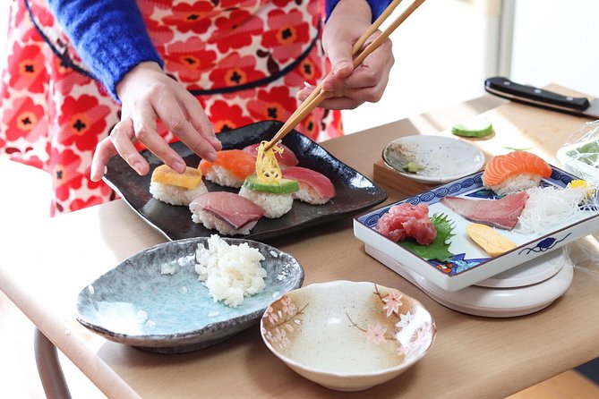 Private Kyoto Sushi Cooking Class & Tea Ceremony with Emika - Key highlights at a glance