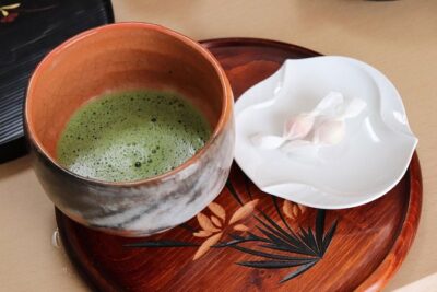 Private Kyoto Sushi Cooking Class & Tea Ceremony with Emika