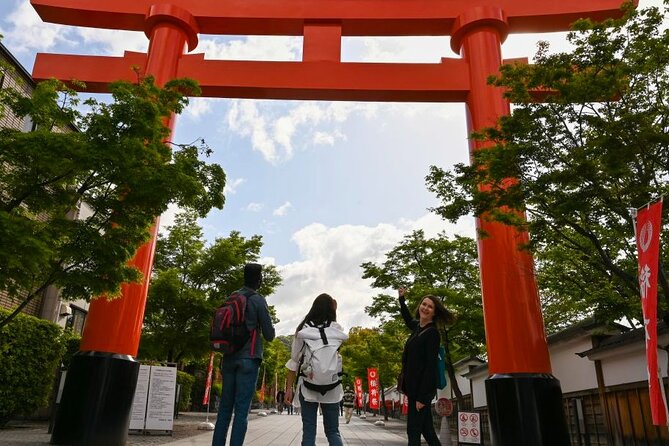 Private Kyoto Tour with a Local, Highlights & Hidden Gems, Personalised - Kiyamachi Street to end the walk with food and drinks options