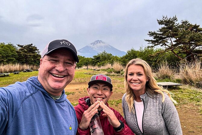 Private Local Hiking to enjoy the nature and culture of Mt.Fuji - Menkyo-kaiden and Yoshida Udon, the local fuel