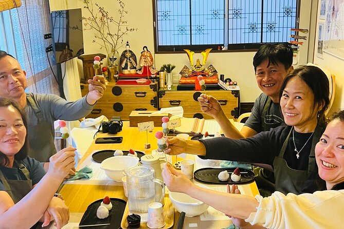 Private Mochi Sweets Making class near Shibuya area - The 2-Hour Class Flow From First Mix to Final Bite