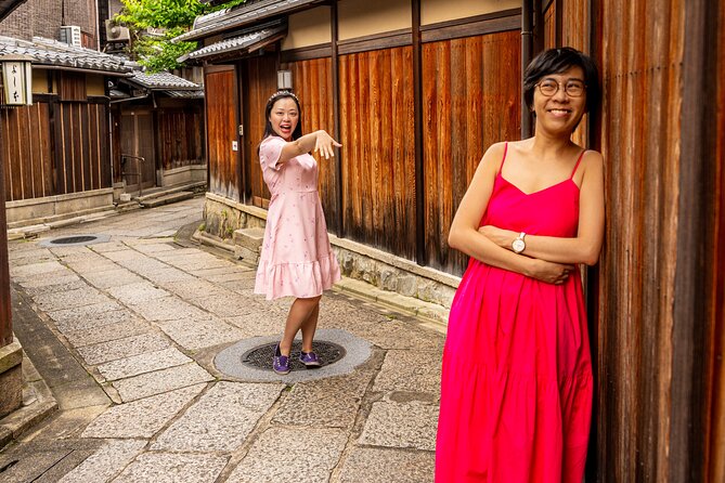Private Photoshoot Experience in Kyoto ( Gion ) - Stop 1: Hōkan-ji Temple for that iconic pagoda look