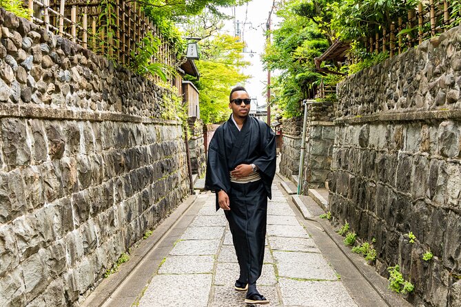Private Photoshoot Experience in Kyoto ( Gion ) - Stop 2: Sannenzaka Street for classic Kyoto streetscapes