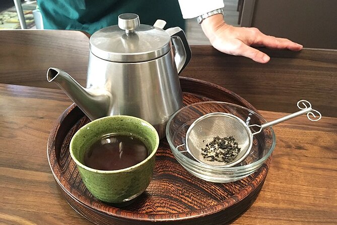 Private Ramen or Gyoza Cooking Class in Kyoto with Chef Midori - Logistics that actually matter: where to go and what to bring