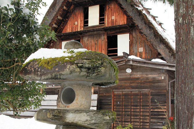 Private Tour of Shirakawago and Gokayama from Kanazawa - Stop 2: Shirakawa-go historic village, river bridge, and lunch time