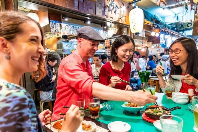 Private Tour with a Local Guide - Learn about daily life in Japan - Takeshita Street and Harajuku Street-Style: Shopping Energy With a Story