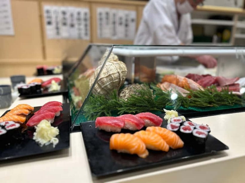 Private Toyosu & Tsukiji Market Adventure with Tuna Auction - The 5am reality: meeting point, stairs, and taxi logistics