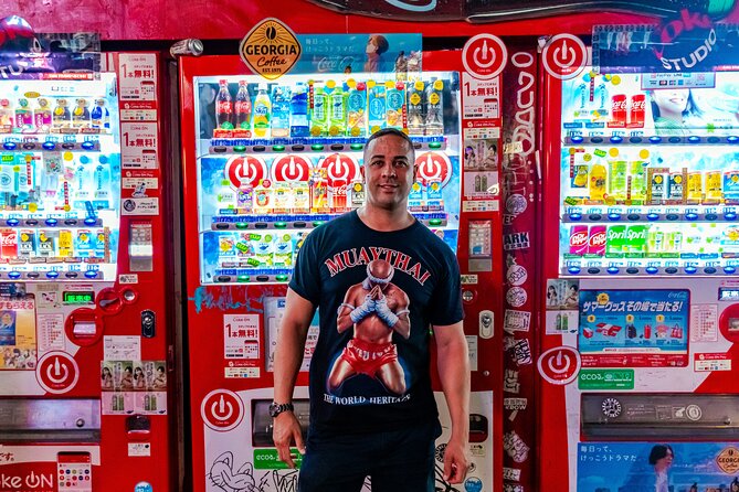 Private Vibrant Night Photoshoot Experience in Osaka (Dotonbori) - The less-crowded Dotonbori streets that change your results
