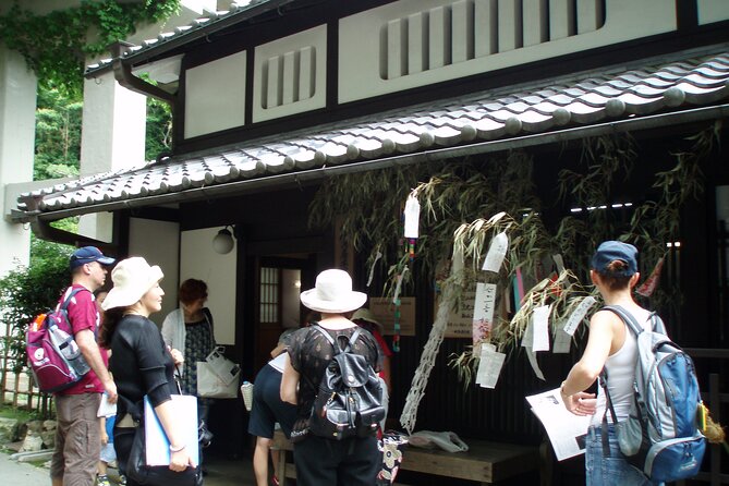 Private Walking Tour in Bamboo Forest & Hidden Spots in Arashiyama - The bamboo forest part: photos, peace, and the crowd reality