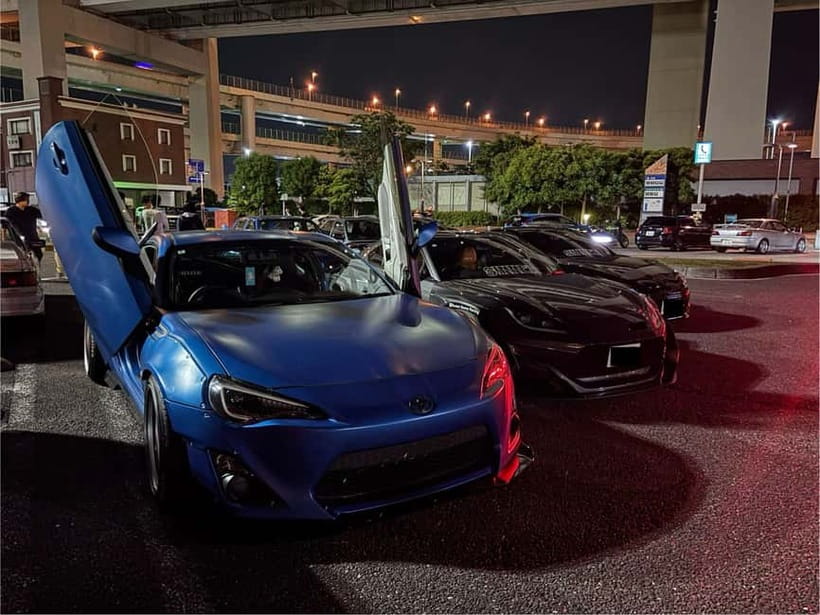 R34Skyline Daikoku PA Fast & Furious Private Experience - The One Decision Point: Are You Booking for Cars, Views, or Both?