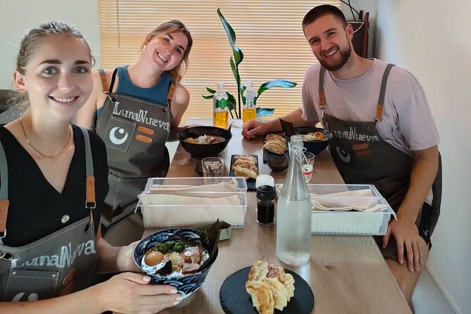 Ramen & Dumpling Cooking in Tokyo with Chef/Vegan possible - Ramen and dumplings at home, not a loud studio