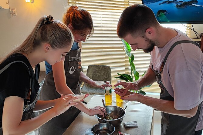 Ramen & Dumpling Cooking in Tokyo with Chef/Vegan possible - Price and value: where the money goes