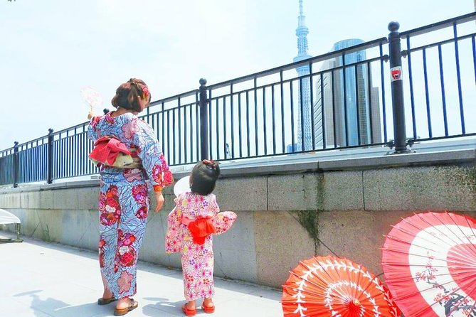 Ride a rickshaw wearing a kimono in Asakusa! Enjoy authentic traditional culture! - Dressing fast: what the 30-minute timeline feels like