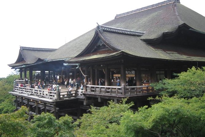 Sagano Romantic Train & Arashiyama, Kiyomizudera, Fushimi Inari Taisha Day Tour - Stop 3: Kiyomizu-dera Stage, Otowa Waterfall Streams, and UNESCO Views