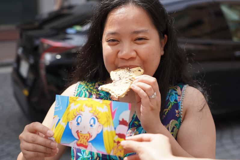 Sailor Moon Tour in Azabujuban, Tokyo - Manhole Covers, Storefronts, and That Kaleidoscope Moment