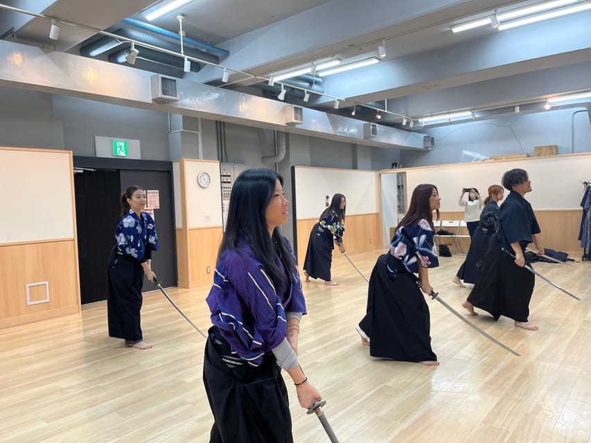 SAMURAI EXPERIENCE in Tokyo（Harajuku）【SAMURAI've】 - Meeting the dojo at the red door in Harajuku