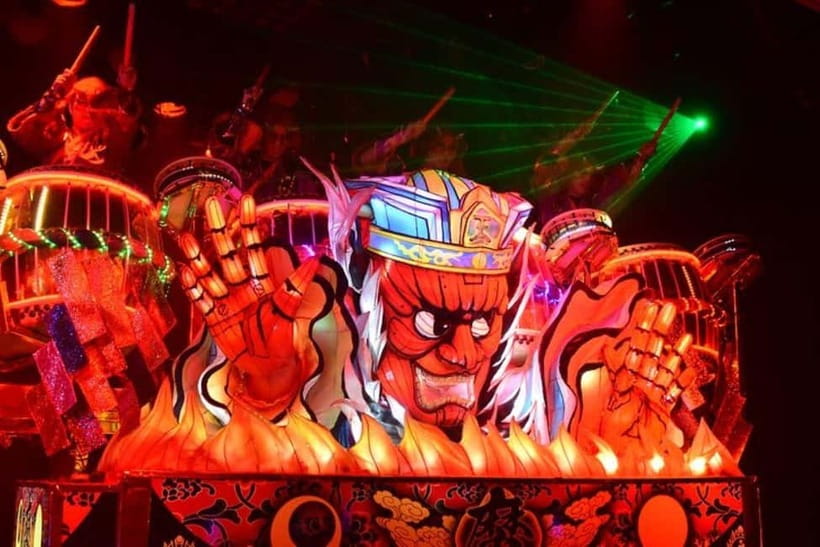 Samurai themed Entertainment show in Shinjuku - Inside the Venue: Quirky Theming, Big Performance Energy