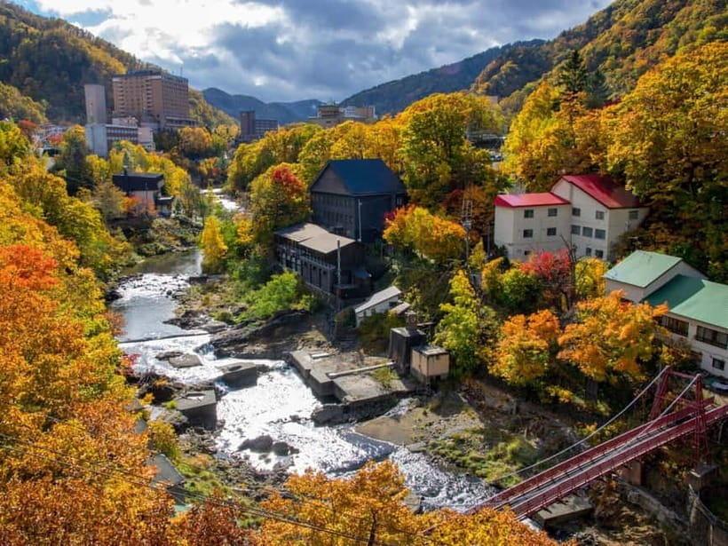Sapporo: The Indigenous Ainu People & Jozankei walking tour - The day’s structure, why the timing works