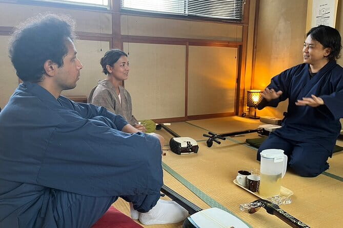 Shamisen Discovery in Kyoto 【Group】 - Why this Kyoto shamisen lesson beats the usual sightseeing script