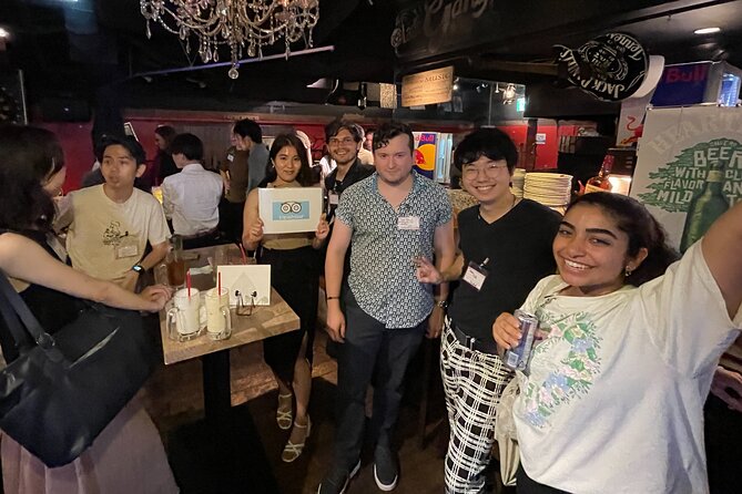 Shinjuku Locals &Traveller Meet&Drink Experience Solo going Party - Table games: the shortcut to real conversation