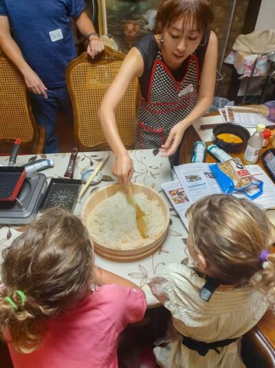 Shinjuku Tokyo: Authentic Japanese Home-Style Culinary Class