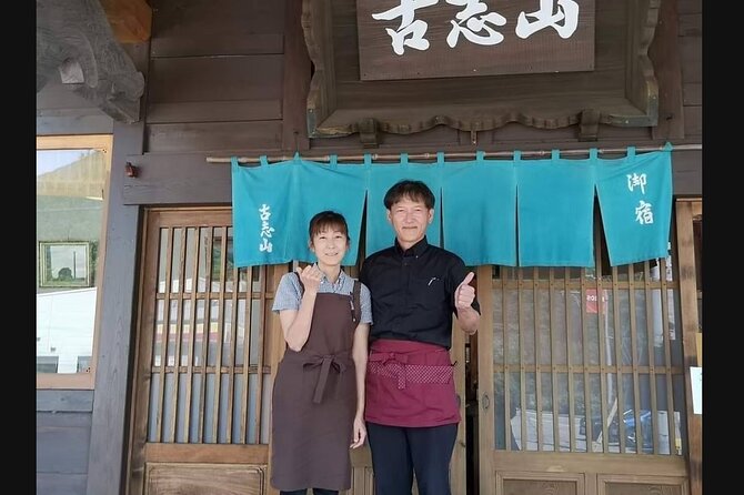 Shirakawago & Takayama Bus Tour from Nagoya w/Optional Lunch - Takayama’s Edo feel: what you get in 1.5 hours