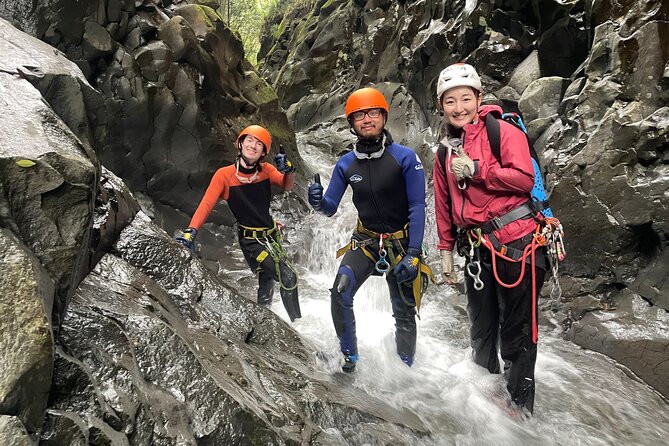 Shizuoka: Advanced Canyoning Activity near Mt. Fuji - Jumping 1m to 9m: fun, but only if you respect the moment