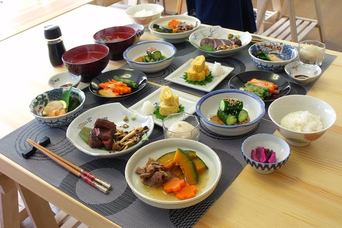 Small-Group Wagyu Beef and 7 Japanese Dishes Tokyo Cooking Class - Key things that make this Wagyu Tokyo cooking class worth your morning