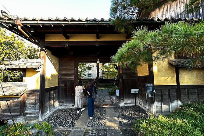Snow Monkeys, Hokusai & Sake: A Perfect Day in Nagano - Masuichi Ichimura Sake Brewery: Two Small Pours, Big Contrast