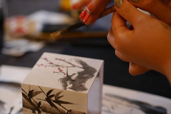 Sumi-e Ink Painting Suiboku-Ga Workshop in a Japanese Teahouse - Who this workshop suits best in Tokyo