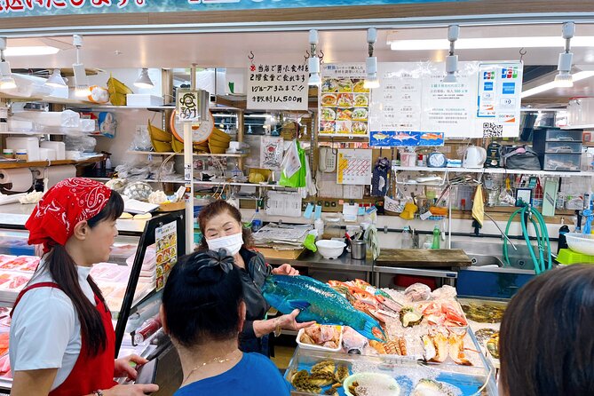 Sushi Making Experience Class in Naha Makishi Public Market - Makishi Public Market: the shopping start that makes the sushi make sense
