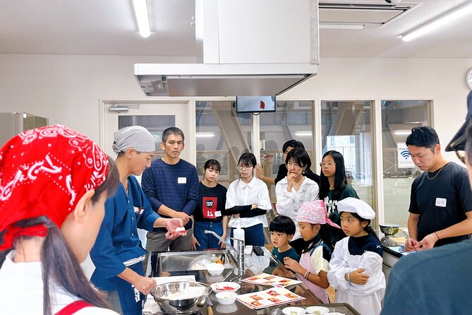 Sushi Making Experience Class in Naha Makishi Public Market - Instructor-led sushi making, with interpreter support