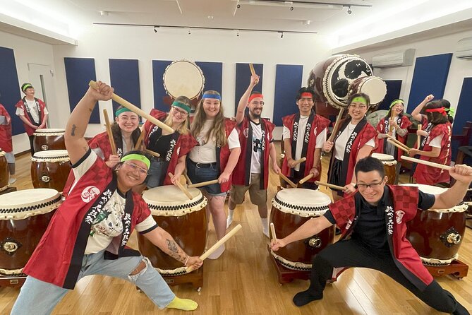 TAIKO, Japanese Drum Experience from Kyoto - The payoff: playing together, then costume photos